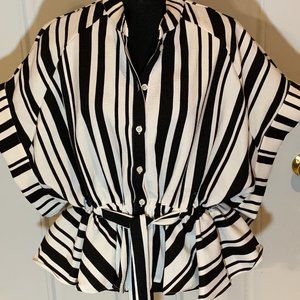 Cutes little button down jacket/shirt